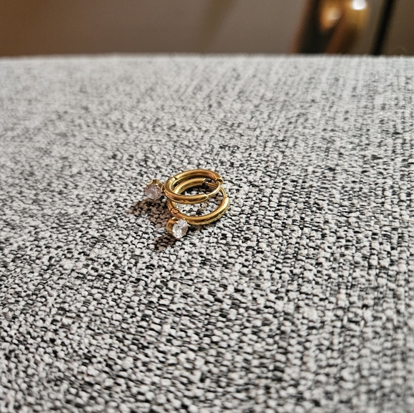 Mini Gem Huggies - Picture 4 of 5